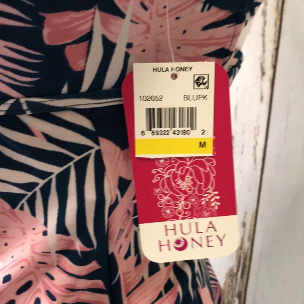 Hula Honey Pink and White Tropical Print Tankini - Picture 5 of 6